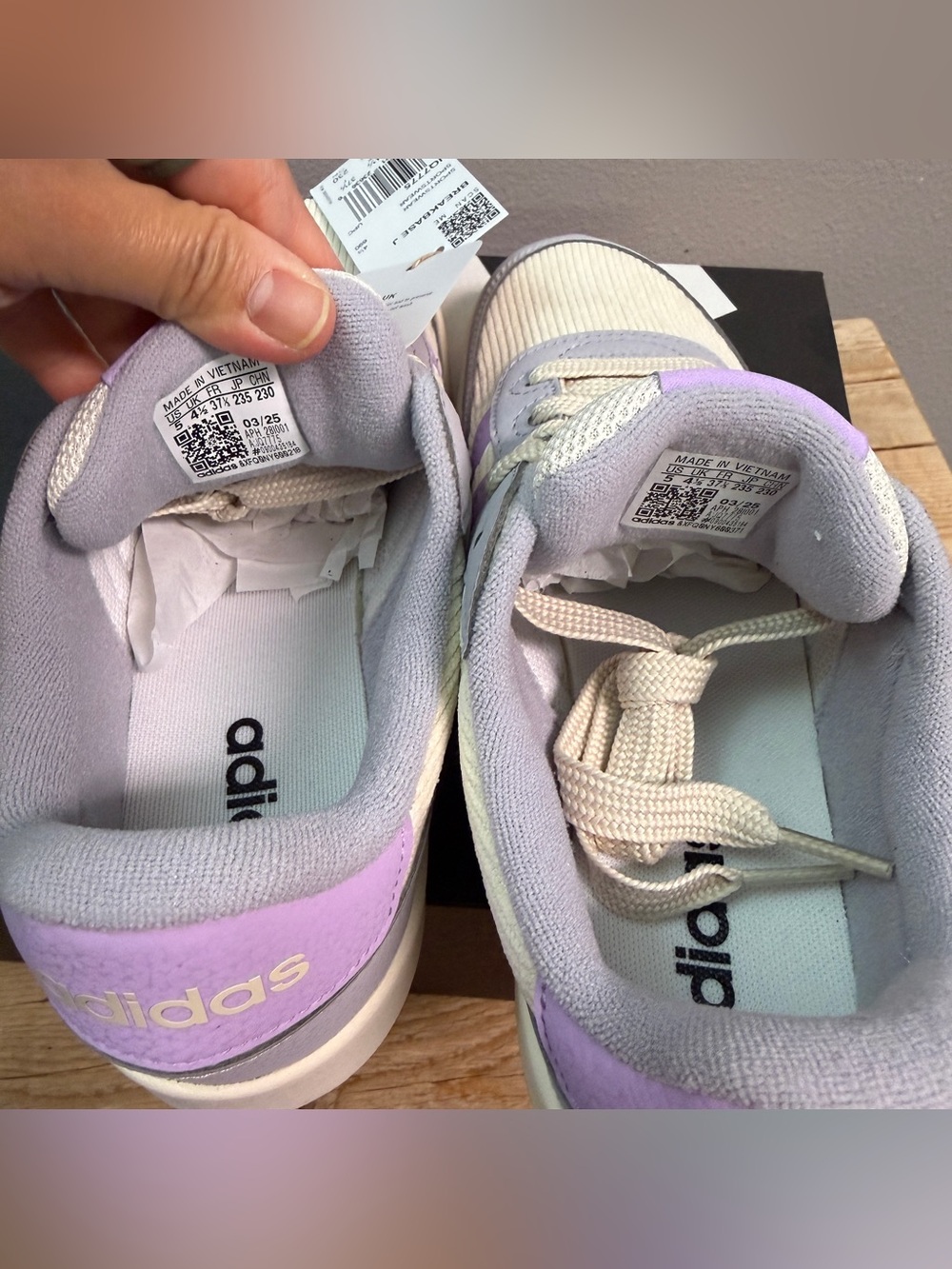 adidas Junior Lavender and Cream Low-Top Sneakers